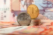 В России предложили платить работникам 150 рублей в час
