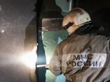 Сотрудники МЧС спасли десять человек на пожаре