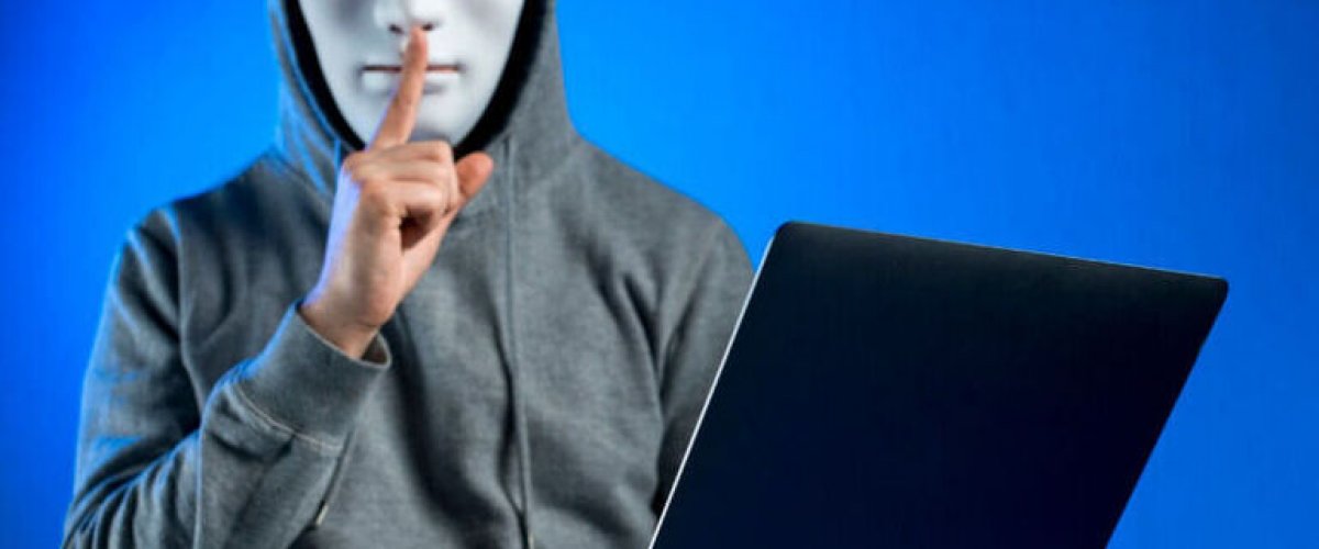 В России назвали главные схемы мошенников в майские праздники