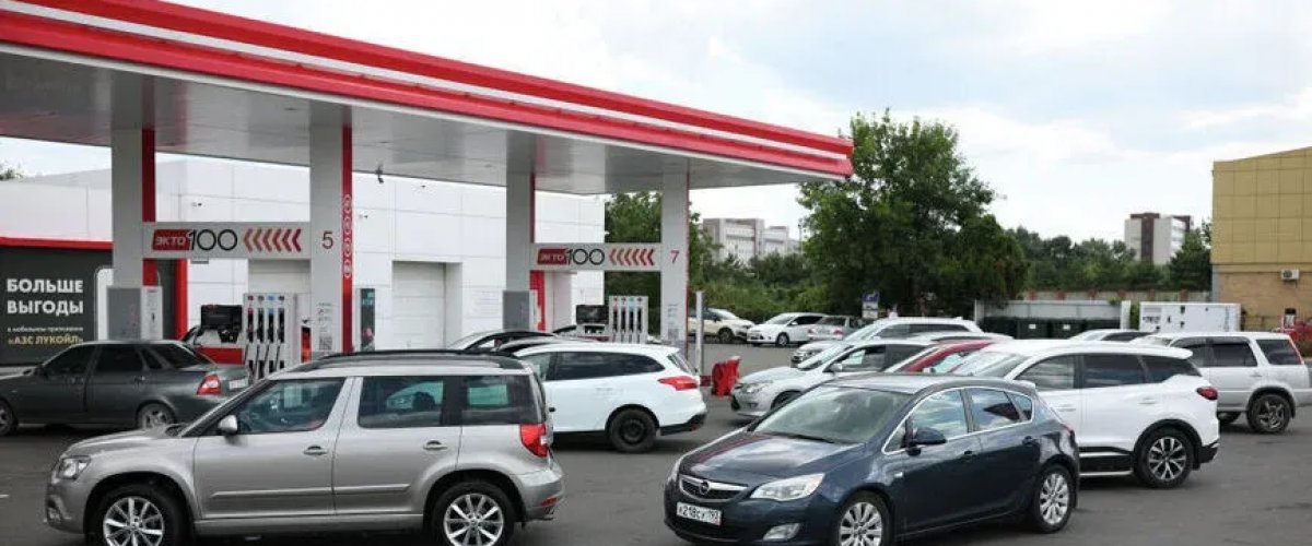 ФАС возбудила 51 дело из-за необоснованного роста цен на топливо.