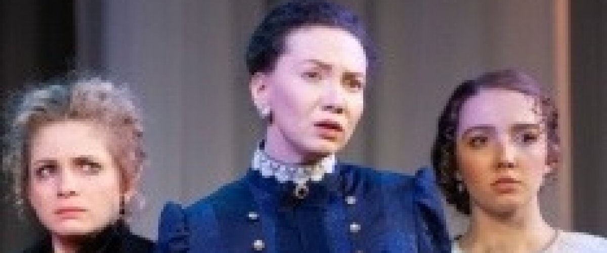 В «Галёрке» покажут чеховских «Трёх сестер» 