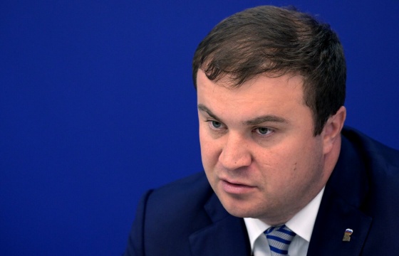 Виталий Хоценко выступил в Совфеде с докладом о проблемах региона
