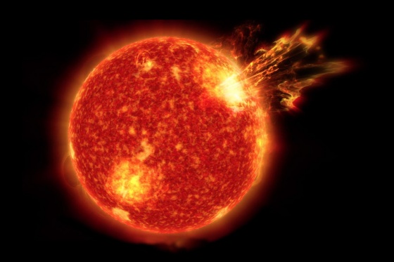 Ученые сообщили о сильной вспышке на Солнце