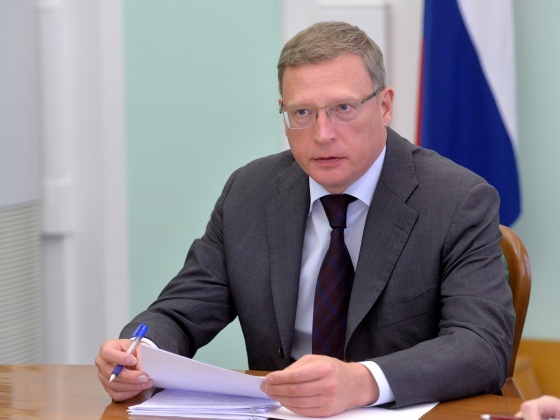 Губернатор заявил о требовании через суд приостановить работу пяти установок «Омского каучука»