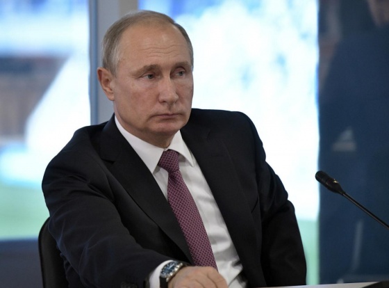 Путин объявил о новом продлении нерабочих дней