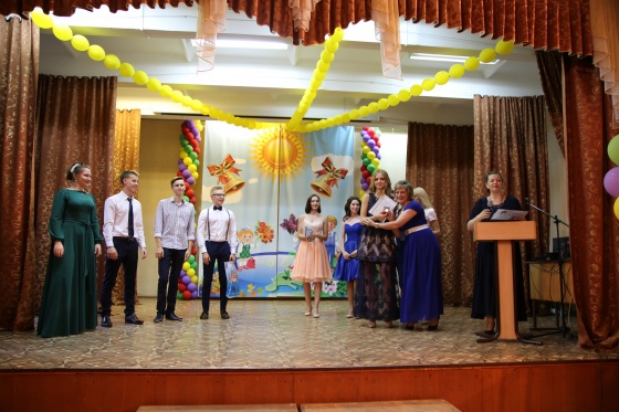 Фотоотчет: выпускной бал в Омске