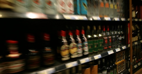 В стране на 35% сократилось количество иностранного алкоголя