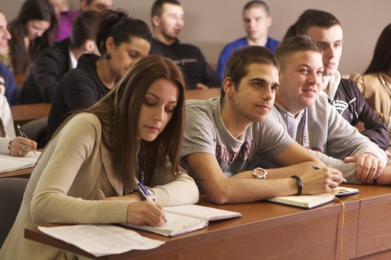 Российских студентов начнут пускать в вузы по QR-кодам