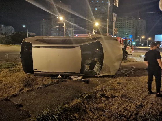 В Омске в столкновении такси и Lexus погибли три человека