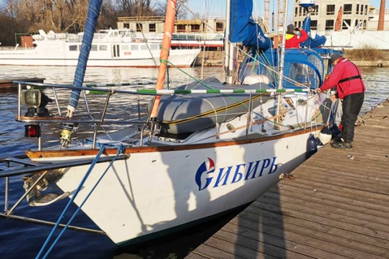 Экипаж яхты «Сибирь» вернулся в Омск из Санкт-Петербурга.