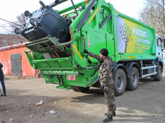 Омская РЭК проверит тариф на вывоз мусора