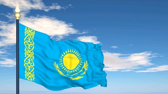 Казахстанские власти объяснили отказ пропускать платежи в рублях