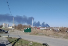 В Омске горят ёмкости с нефтепродуктами