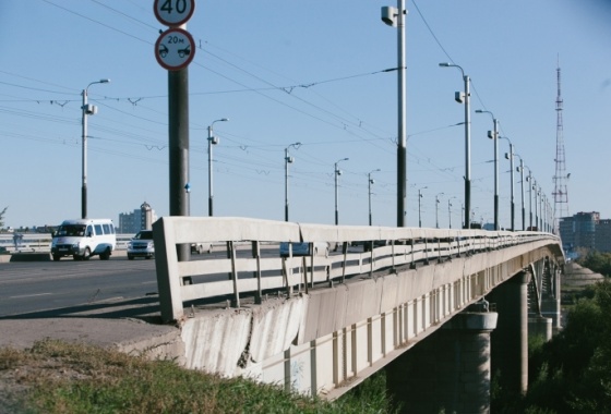 Комсомольский мост в Омске полностью перекроют 