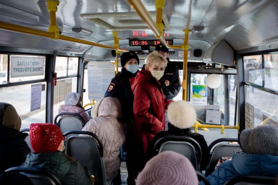 В омских автобусах и маршрутках введут QR-коды