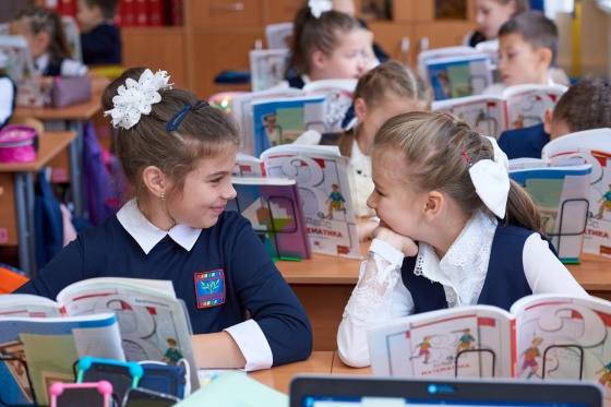 В России записывать детей в школу просят разрешить офлайн