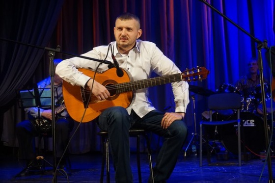 Евгений Русинов: «С музыкой обручился ещё в школе»